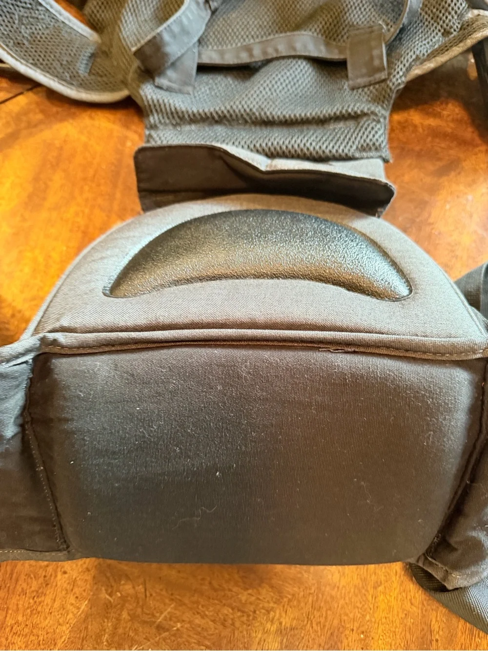 MiaMily Gray carrier with hip carriers